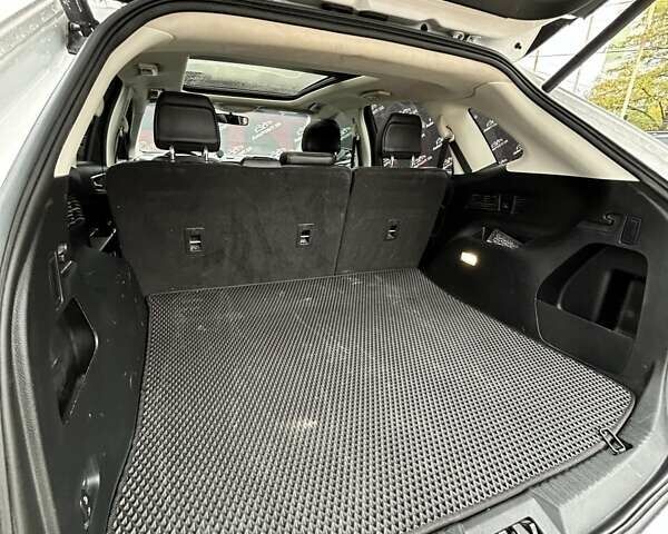 Белый Форд Эдж, объемом двигателя 3.5 л и пробегом 75 тыс. км за 22000 $, фото 16 на Automoto.ua