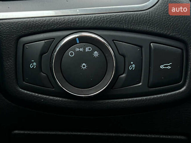 Білий Форд Едж, об'ємом двигуна 2.69 л та пробігом 112 тис. км за 20650 $, фото 15 на Automoto.ua