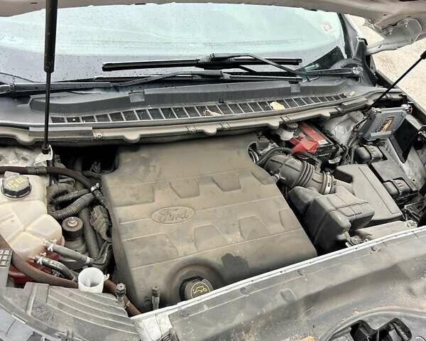 Белый Форд Эдж, объемом двигателя 3.5 л и пробегом 75 тыс. км за 22000 $, фото 39 на Automoto.ua