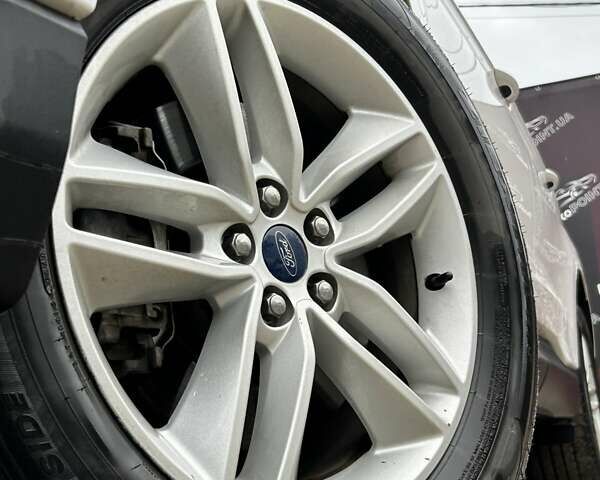 Белый Форд Эдж, объемом двигателя 3.5 л и пробегом 75 тыс. км за 22000 $, фото 8 на Automoto.ua