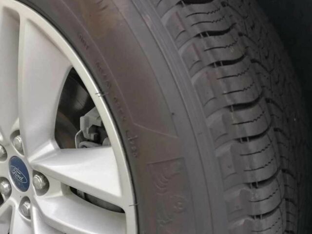 Белый Форд Эдж, объемом двигателя 2 л и пробегом 124 тыс. км за 11500 $, фото 11 на Automoto.ua