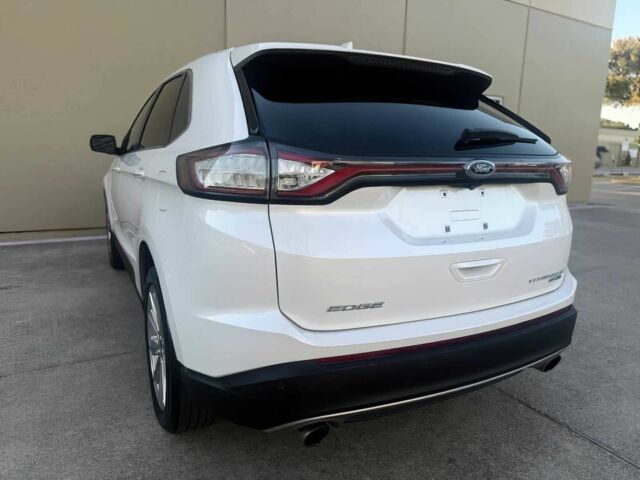 Білий Форд Едж, об'ємом двигуна 2 л та пробігом 50 тис. км за 15800 $, фото 3 на Automoto.ua