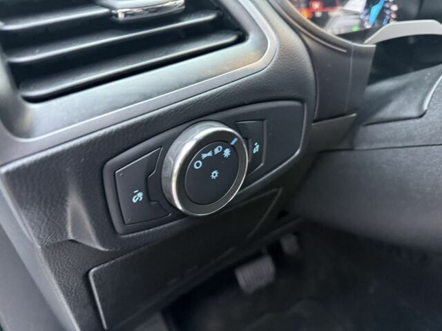 Белый Форд Эдж, объемом двигателя 2 л и пробегом 151 тыс. км за 14500 $, фото 19 на Automoto.ua