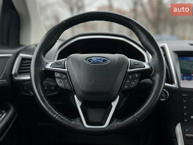 Білий Форд Едж, об'ємом двигуна 2.69 л та пробігом 112 тис. км за 20650 $, фото 7 на Automoto.ua