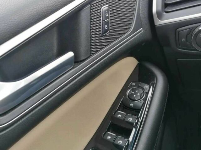 Белый Форд Эдж, объемом двигателя 2 л и пробегом 124 тыс. км за 11500 $, фото 17 на Automoto.ua