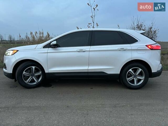 Белый Форд Эдж, объемом двигателя 2 л и пробегом 152 тыс. км за 20500 $, фото 5 на Automoto.ua