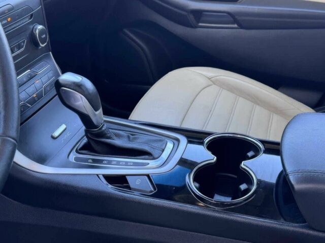 Белый Форд Эдж, объемом двигателя 2 л и пробегом 46 тыс. км за 14000 $, фото 8 на Automoto.ua