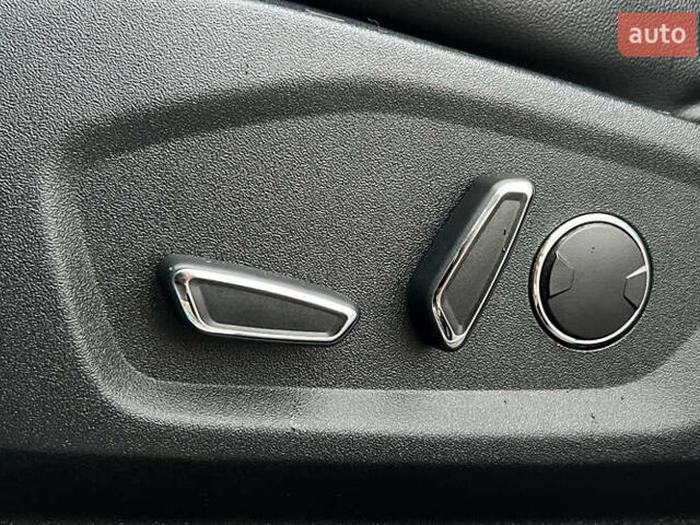 Білий Форд Едж, об'ємом двигуна 2.69 л та пробігом 112 тис. км за 20650 $, фото 13 на Automoto.ua