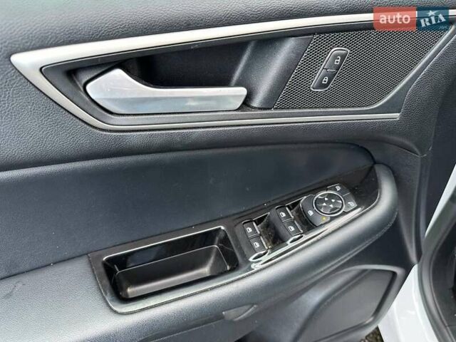 Білий Форд Едж, об'ємом двигуна 2 л та пробігом 173 тис. км за 12800 $, фото 13 на Automoto.ua