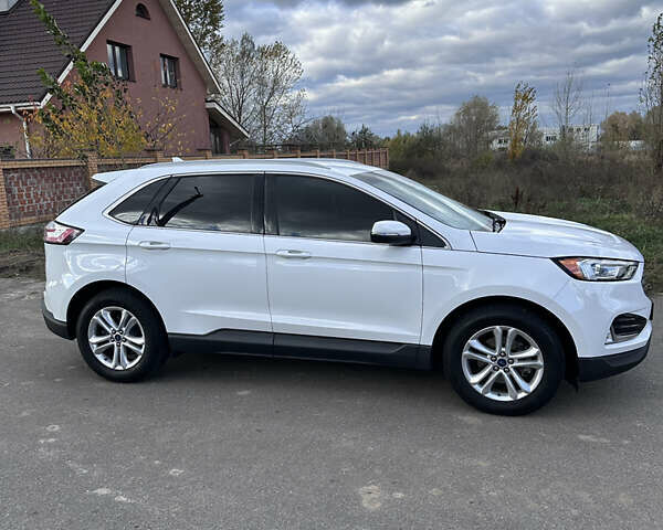 Белый Форд Эдж, объемом двигателя 2 л и пробегом 163 тыс. км за 17800 $, фото 4 на Automoto.ua