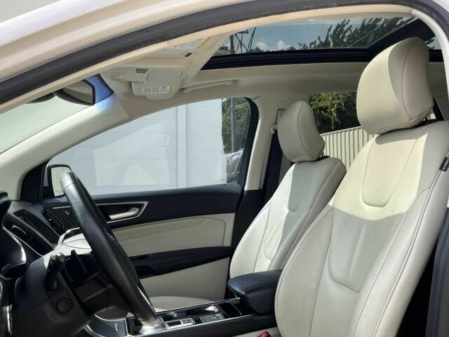 Білий Форд Едж, об'ємом двигуна 2.4 л та пробігом 39 тис. км за 17000 $, фото 6 на Automoto.ua