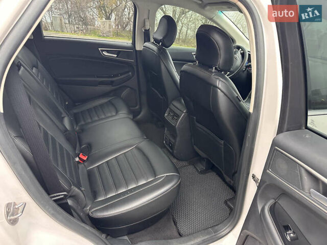 Білий Форд Едж, об'ємом двигуна 2 л та пробігом 80 тис. км за 17700 $, фото 27 на Automoto.ua