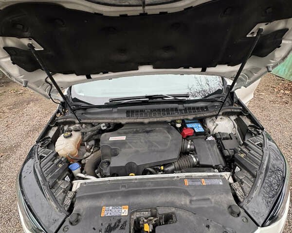 Білий Форд Едж, об'ємом двигуна 2.7 л та пробігом 71 тис. км за 24999 $, фото 18 на Automoto.ua