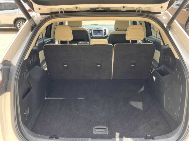 Білий Форд Едж, об'ємом двигуна 2.4 л та пробігом 39 тис. км за 17000 $, фото 10 на Automoto.ua