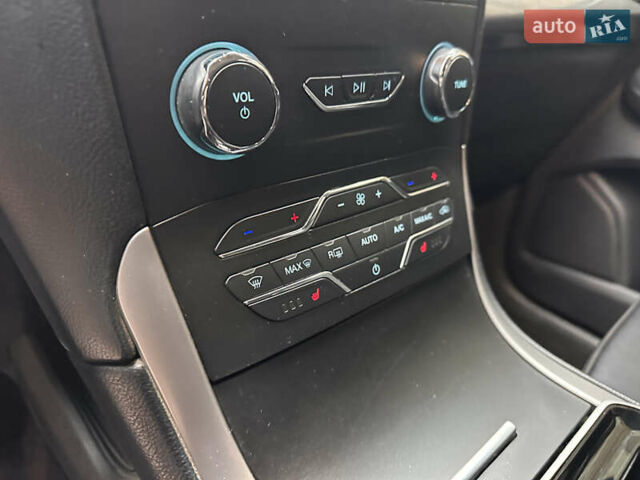 Білий Форд Едж, об'ємом двигуна 2 л та пробігом 80 тис. км за 17700 $, фото 33 на Automoto.ua