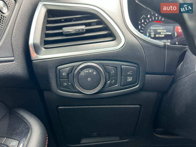 Белый Форд Эдж, объемом двигателя 2 л и пробегом 88 тыс. км за 23990 $, фото 11 на Automoto.ua