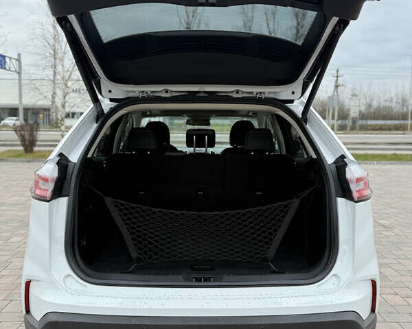 Білий Форд Едж, об'ємом двигуна 2 л та пробігом 88 тис. км за 20500 $, фото 10 на Automoto.ua