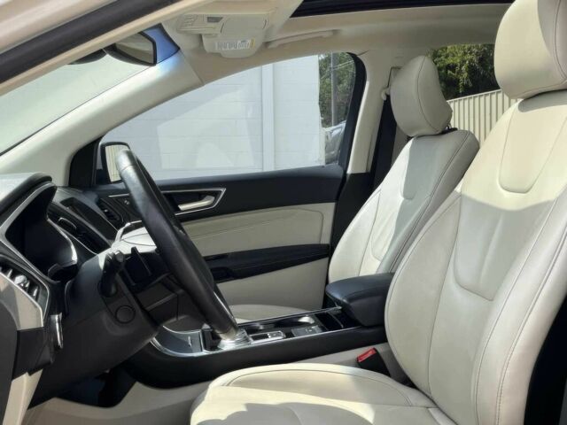 Білий Форд Едж, об'ємом двигуна 2.4 л та пробігом 39 тис. км за 17000 $, фото 7 на Automoto.ua