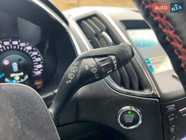 Белый Форд Эдж, объемом двигателя 2 л и пробегом 88 тыс. км за 23990 $, фото 18 на Automoto.ua