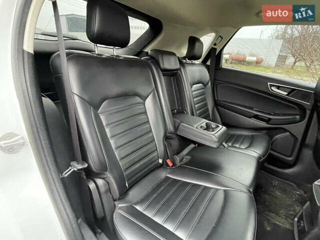 Белый Форд Эдж, объемом двигателя 2 л и пробегом 151 тыс. км за 17500 $, фото 17 на Automoto.ua