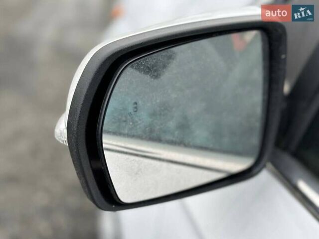Білий Форд Едж, об'ємом двигуна 2 л та пробігом 173 тис. км за 12800 $, фото 12 на Automoto.ua