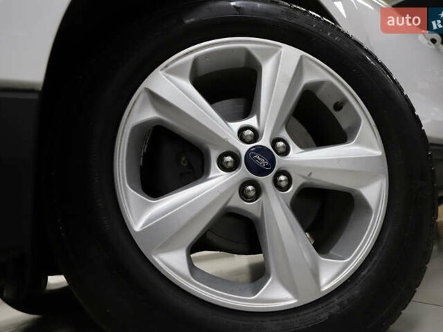 Белый Форд Эдж, объемом двигателя 2 л и пробегом 234 тыс. км за 13900 $, фото 15 на Automoto.ua