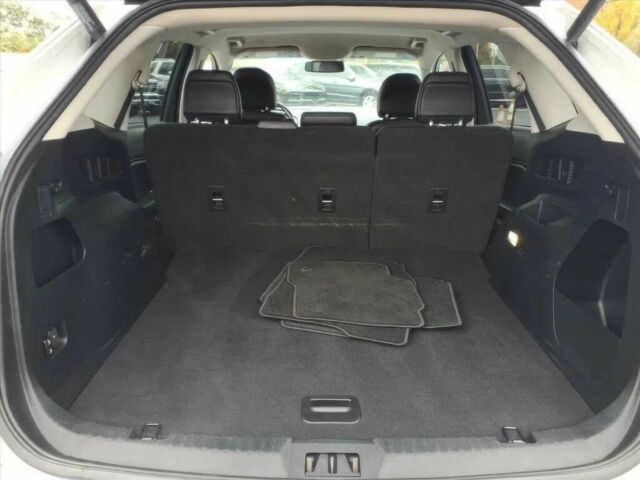 Білий Форд Едж, об'ємом двигуна 2 л та пробігом 50 тис. км за 11700 $, фото 15 на Automoto.ua