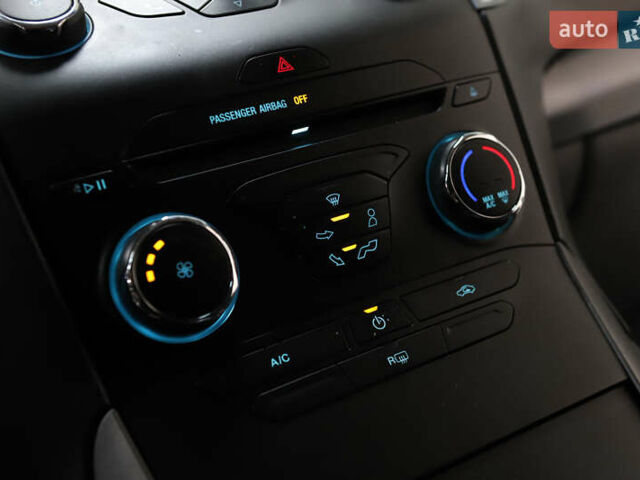 Белый Форд Эдж, объемом двигателя 2 л и пробегом 234 тыс. км за 13900 $, фото 76 на Automoto.ua