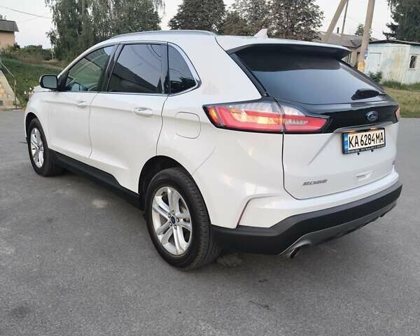 Белый Форд Эдж, объемом двигателя 2 л и пробегом 75 тыс. км за 20900 $, фото 3 на Automoto.ua