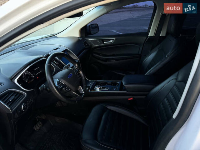Белый Форд Эдж, объемом двигателя 2 л и пробегом 99 тыс. км за 16599 $, фото 22 на Automoto.ua