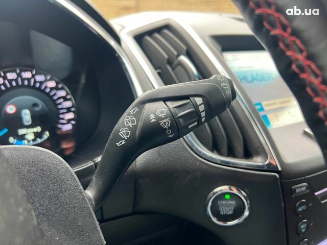 Белый Форд Эдж, объемом двигателя 2 л и пробегом 88 тыс. км за 23990 $, фото 18 на Automoto.ua