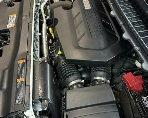 Білий Форд Едж, об'ємом двигуна 2.69 л та пробігом 92 тис. км за 25500 $, фото 1 на Automoto.ua