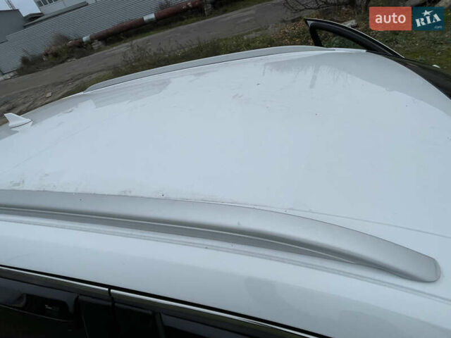 Белый Форд Эдж, объемом двигателя 2 л и пробегом 151 тыс. км за 17500 $, фото 12 на Automoto.ua