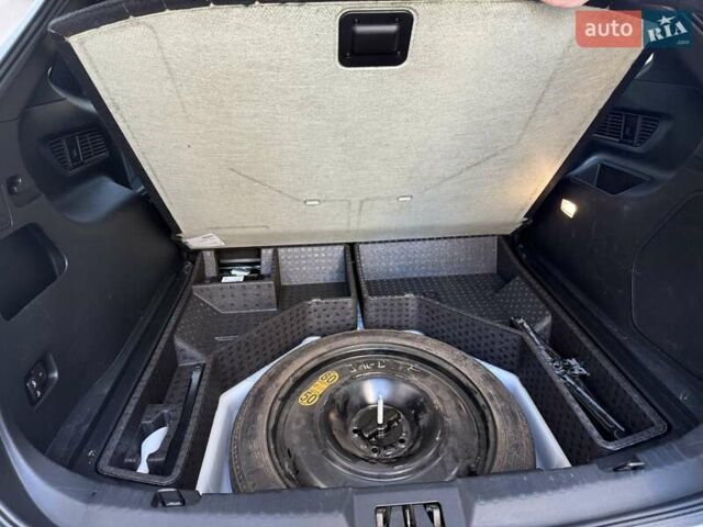 Белый Форд Эдж, объемом двигателя 2.7 л и пробегом 67 тыс. км за 25000 $, фото 18 на Automoto.ua