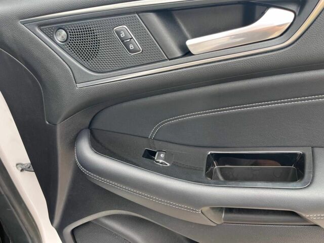 Білий Форд Едж, об'ємом двигуна 2 л та пробігом 42 тис. км за 21400 $, фото 14 на Automoto.ua