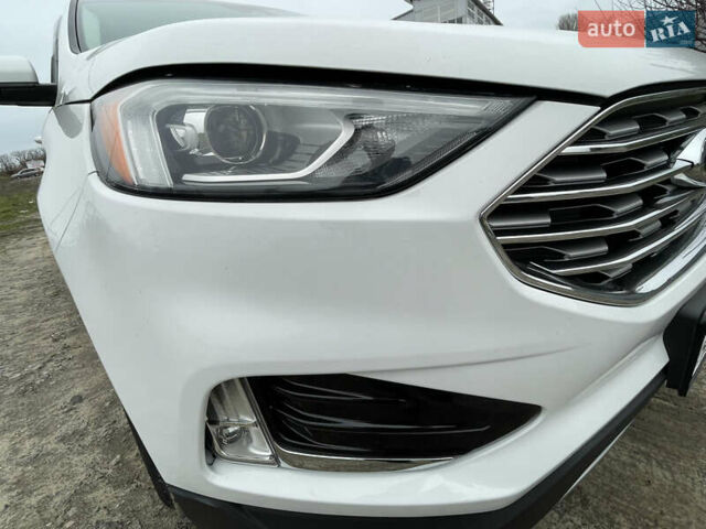 Белый Форд Эдж, объемом двигателя 2 л и пробегом 151 тыс. км за 17500 $, фото 9 на Automoto.ua