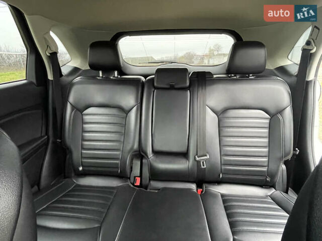 Белый Форд Эдж, объемом двигателя 2 л и пробегом 151 тыс. км за 17500 $, фото 18 на Automoto.ua