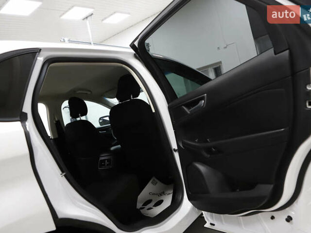 Белый Форд Эдж, объемом двигателя 2 л и пробегом 234 тыс. км за 13900 $, фото 82 на Automoto.ua