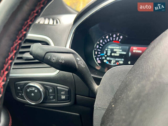 Белый Форд Эдж, объемом двигателя 2 л и пробегом 88 тыс. км за 23990 $, фото 17 на Automoto.ua