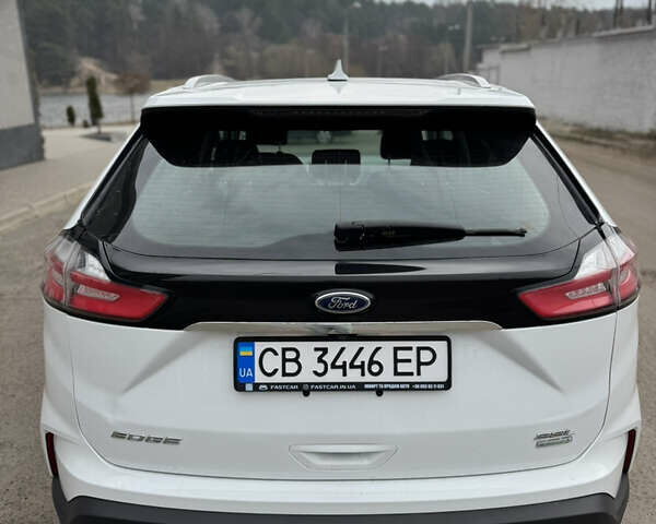 Білий Форд Едж, об'ємом двигуна 2 л та пробігом 132 тис. км за 18900 $, фото 5 на Automoto.ua