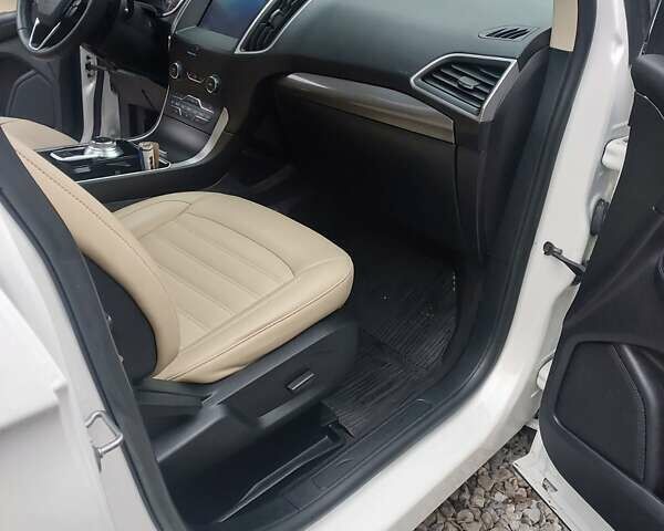 Белый Форд Эдж, объемом двигателя 2 л и пробегом 106 тыс. км за 19200 $, фото 22 на Automoto.ua