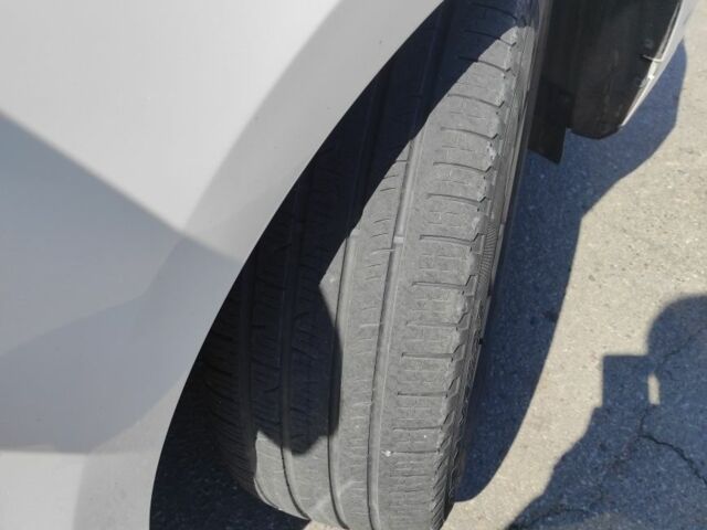 Білий Форд Едж, об'ємом двигуна 2 л та пробігом 24 тис. км за 24700 $, фото 11 на Automoto.ua