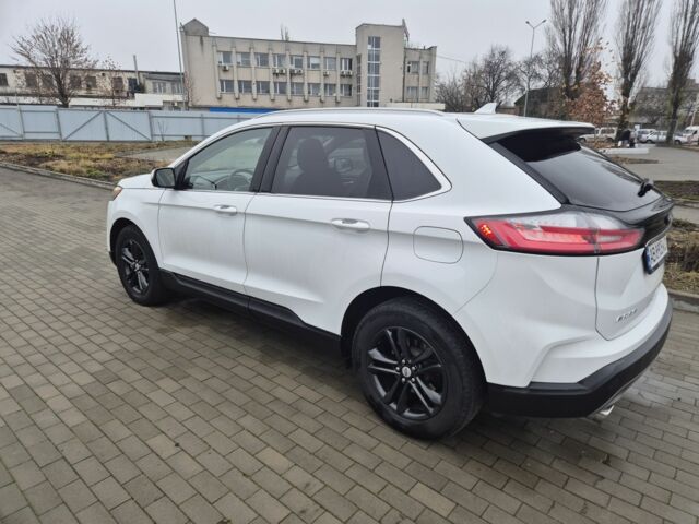 Білий Форд Едж, об'ємом двигуна 2 л та пробігом 113 тис. км за 18500 $, фото 4 на Automoto.ua