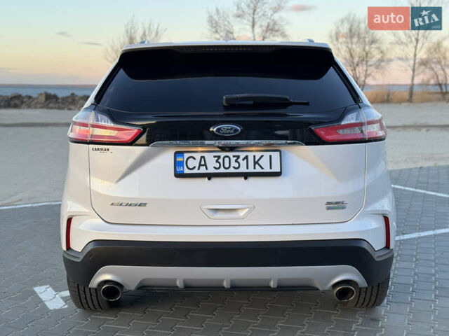 Белый Форд Эдж, объемом двигателя 2 л и пробегом 99 тыс. км за 16599 $, фото 15 на Automoto.ua