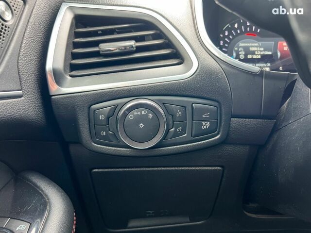 Белый Форд Эдж, объемом двигателя 2 л и пробегом 88 тыс. км за 23990 $, фото 11 на Automoto.ua