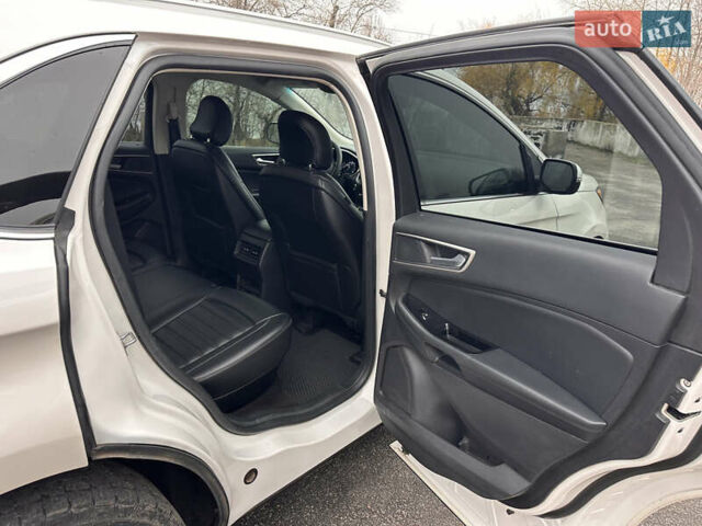 Білий Форд Едж, об'ємом двигуна 2 л та пробігом 80 тис. км за 17700 $, фото 28 на Automoto.ua