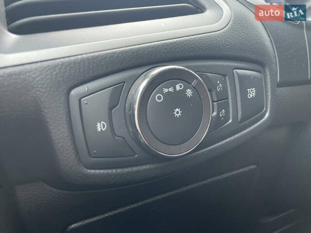 Белый Форд Эдж, объемом двигателя 2 л и пробегом 151 тыс. км за 17500 $, фото 34 на Automoto.ua