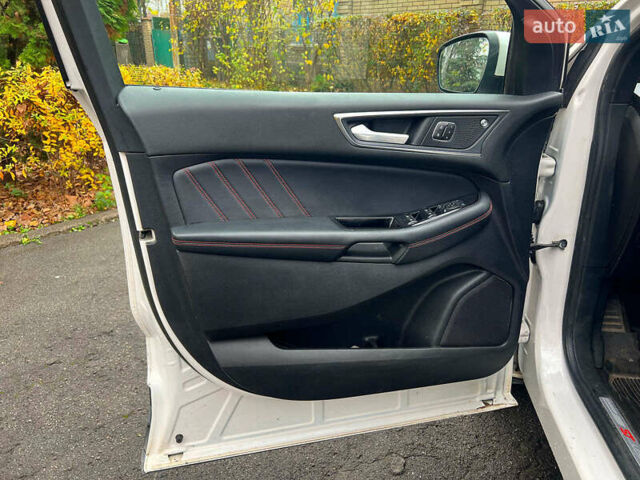 Белый Форд Эдж, объемом двигателя 2 л и пробегом 88 тыс. км за 23990 $, фото 9 на Automoto.ua