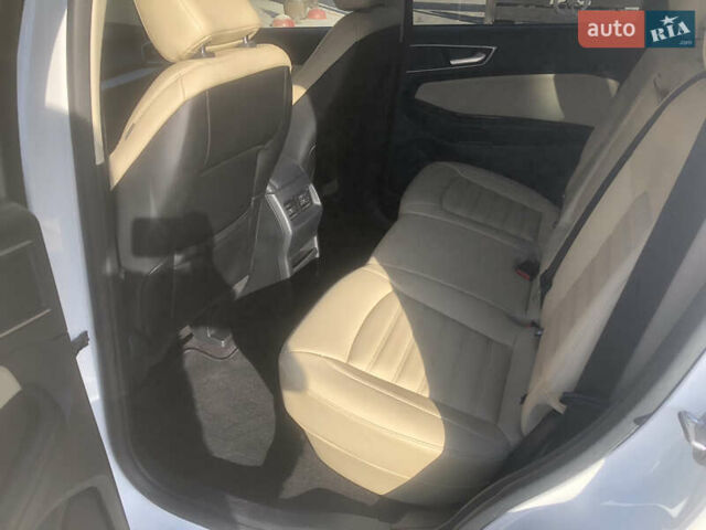 Белый Форд Эдж, объемом двигателя 2 л и пробегом 111 тыс. км за 19500 $, фото 25 на Automoto.ua