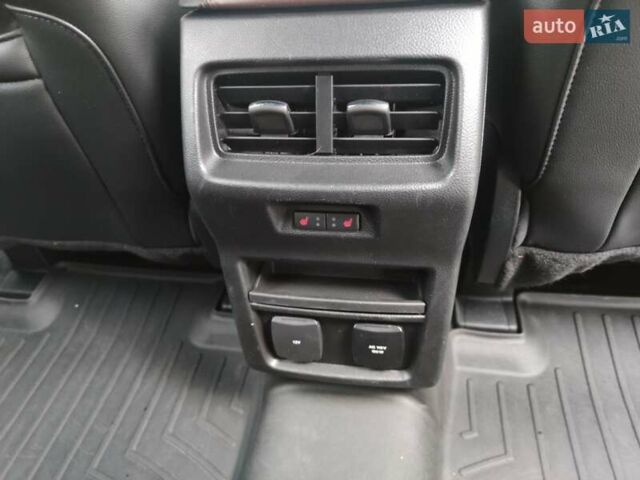 Білий Форд Едж, об'ємом двигуна 2 л та пробігом 91 тис. км за 22000 $, фото 25 на Automoto.ua